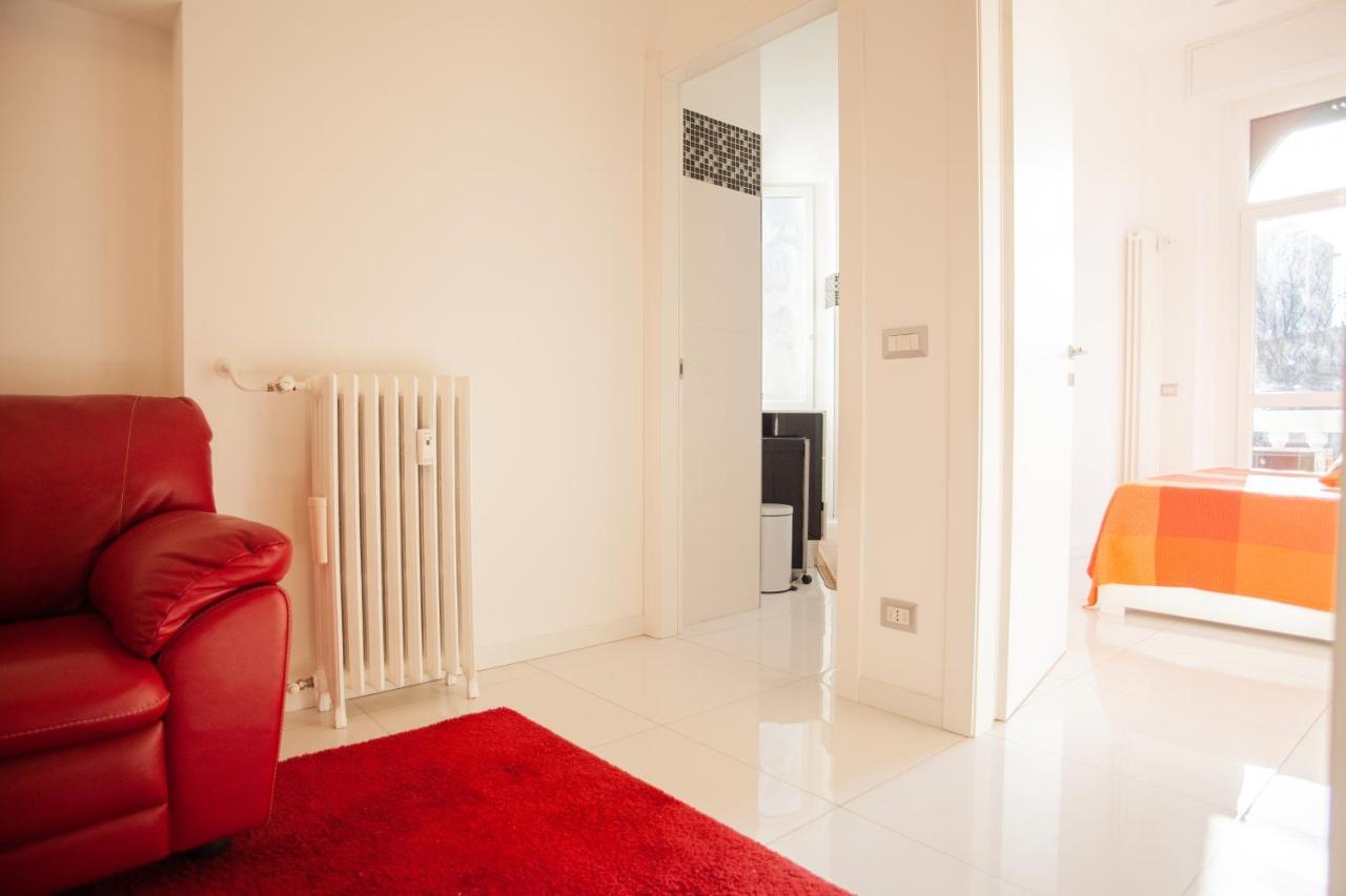 Lambrate Elegant Bright Apartment Milaan Buitenkant foto
