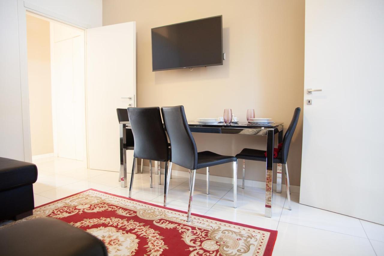Lambrate Elegant Bright Apartment Milaan Buitenkant foto